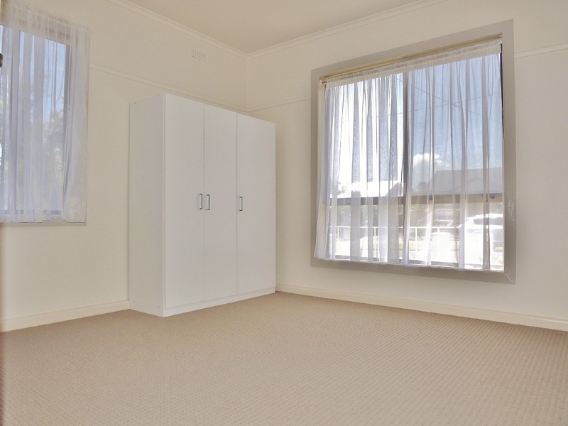 12 Henry Street, Moe VIC 3825