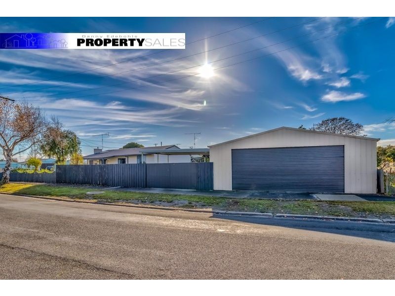 43 Newark Avenue, Newborough VIC 3825