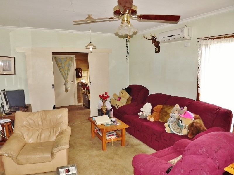 21 Old Sale Road, Moe VIC 3825