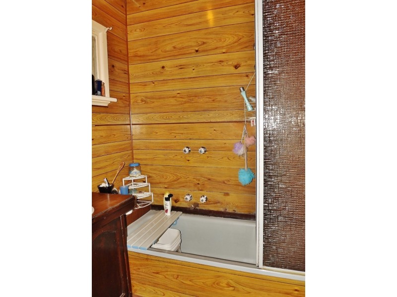 21 Old Sale Road, Moe VIC 3825