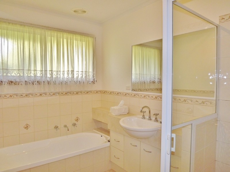 7 Coto Court, Moe VIC 3825