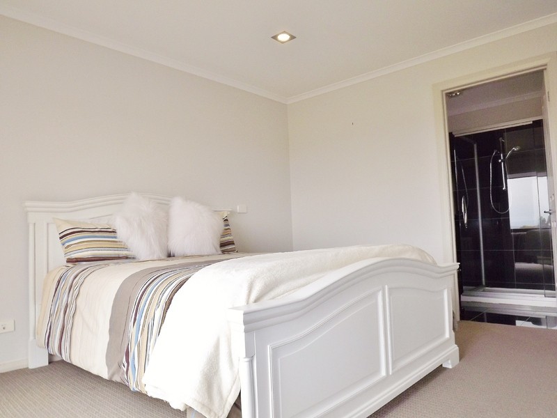 1 Ashlyn Parade, Moe VIC 3825