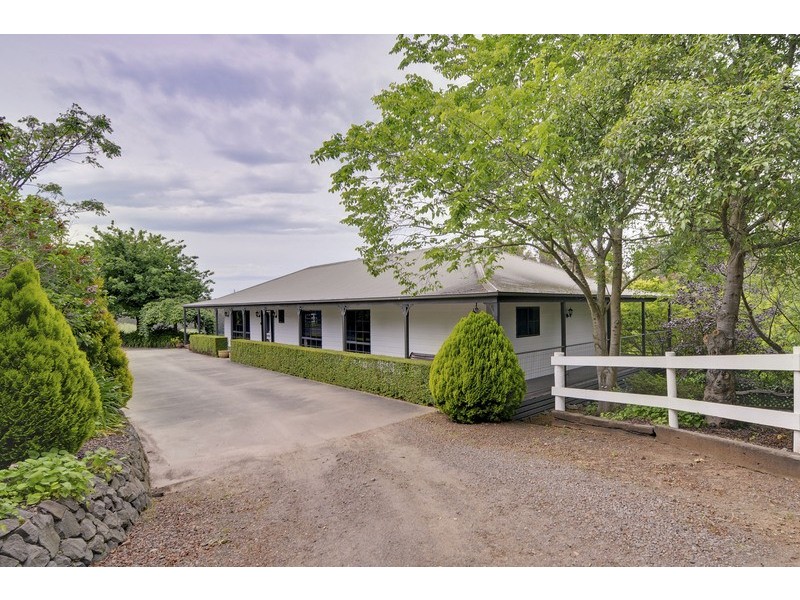 10 Kenall Drive, Moe VIC 3825