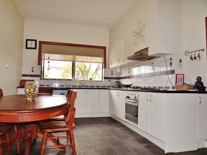 7 Jubilee Street, Moe VIC 3825