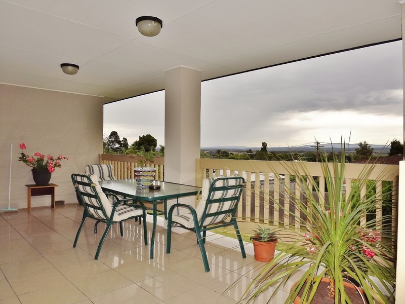 2 Orion Court, Moe VIC 3825