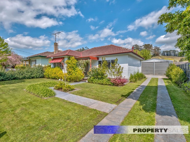 37 Edward Crescent, Trafalgar VIC 3824