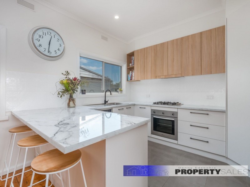 37 Edward Crescent, Trafalgar VIC 3824