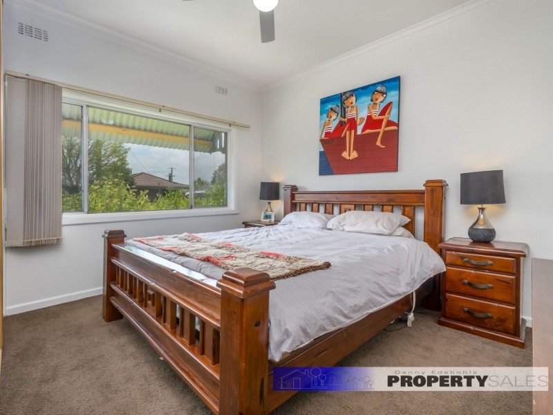 37 Edward Crescent, Trafalgar VIC 3824