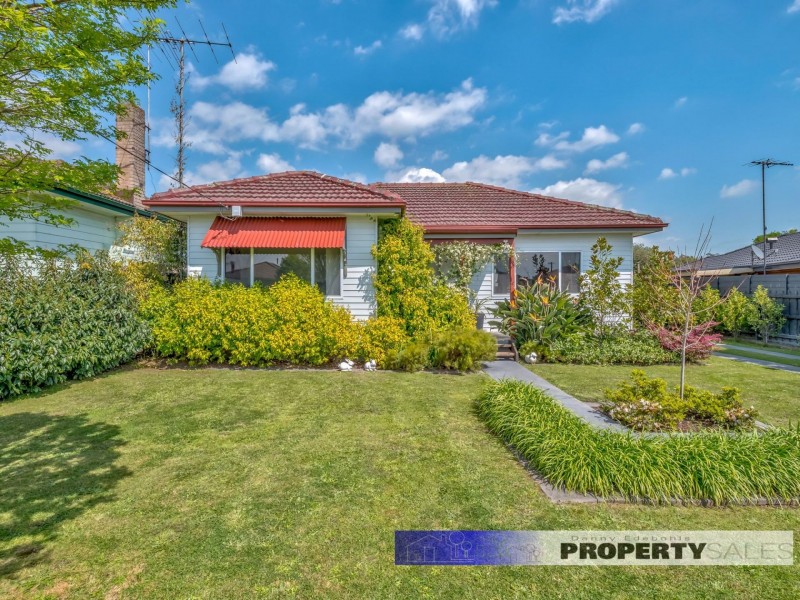 37 Edward Crescent, Trafalgar VIC 3824