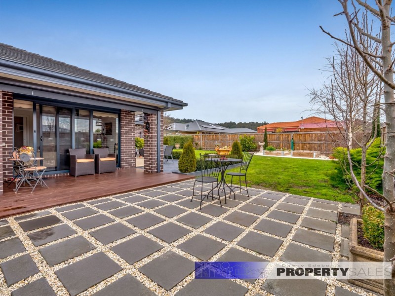 2 Flores Street, Trafalgar VIC 3824