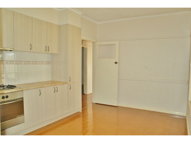 36 Hawker Street, Moe VIC 3825