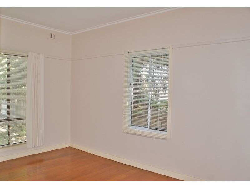 36 Hawker Street, Moe VIC 3825