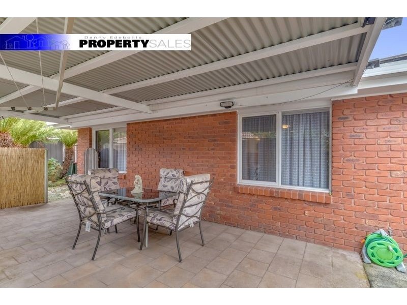 2/10 Banksia Street, Newborough VIC 3825