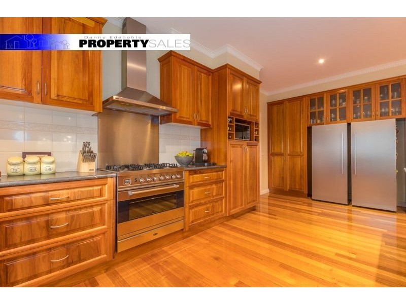25 Waratah Way, Trafalgar East VIC 3824