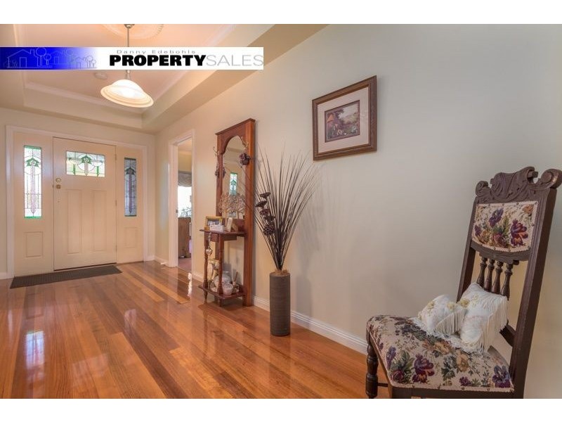 25 Waratah Way, Trafalgar East VIC 3824