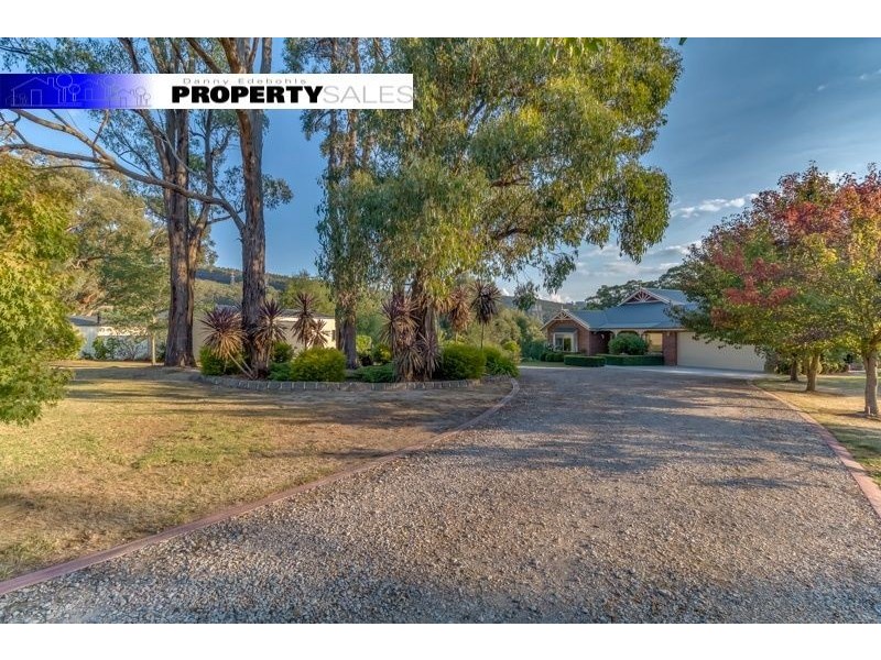 25 Waratah Way, Trafalgar East VIC 3824