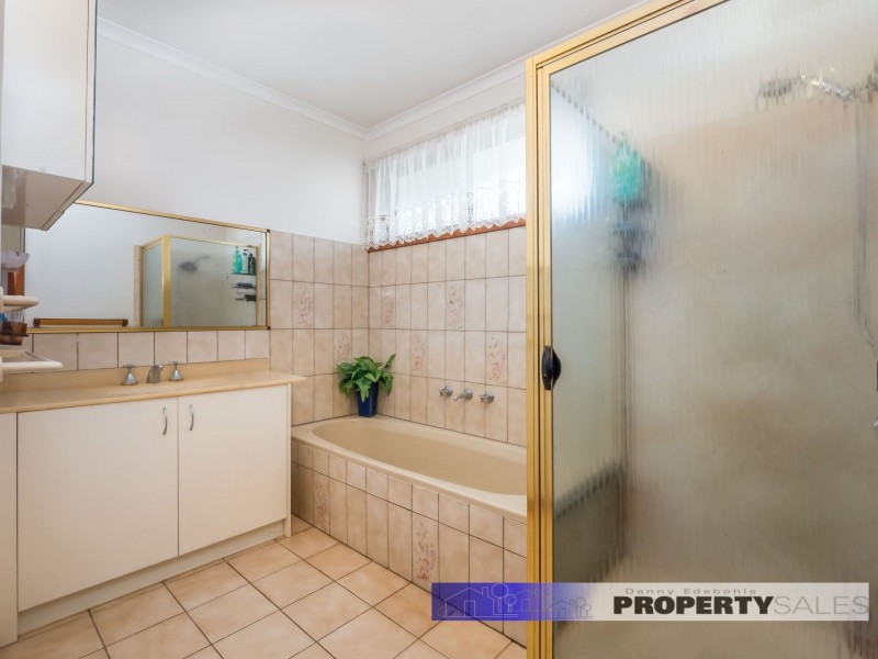 4 Gabo Way, Morwell VIC 3840