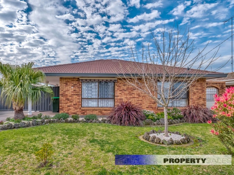 4 Gabo Way, Morwell VIC 3840