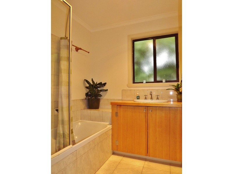 37 Tooronga Road, Willow Grove VIC 3825