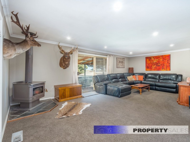31 Law Street, Newborough VIC 3825