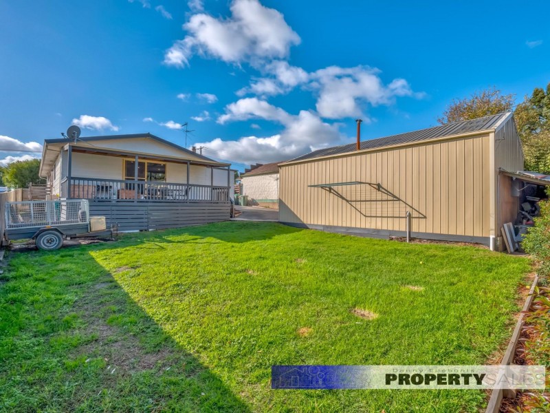 31 Law Street, Newborough VIC 3825