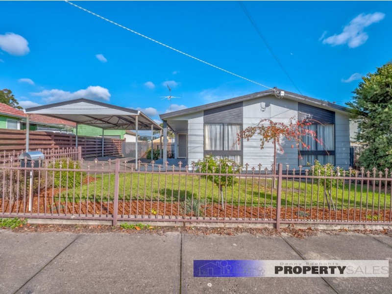 31 Law Street, Newborough VIC 3825