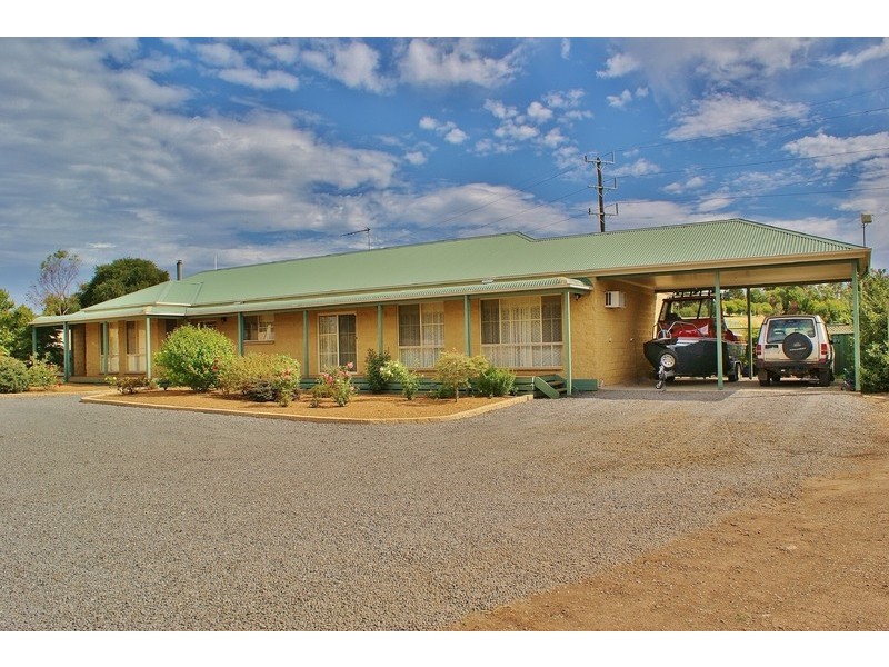 115 McGraths Track, Hernes Oak VIC 3825