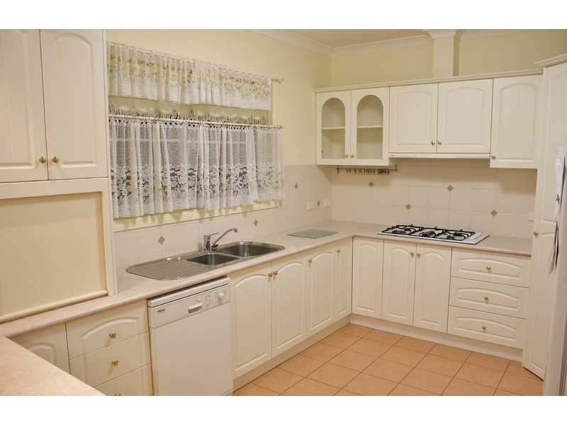 115 McGraths Track, Hernes Oak VIC 3825