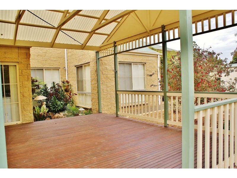 115 McGraths Track, Hernes Oak VIC 3825