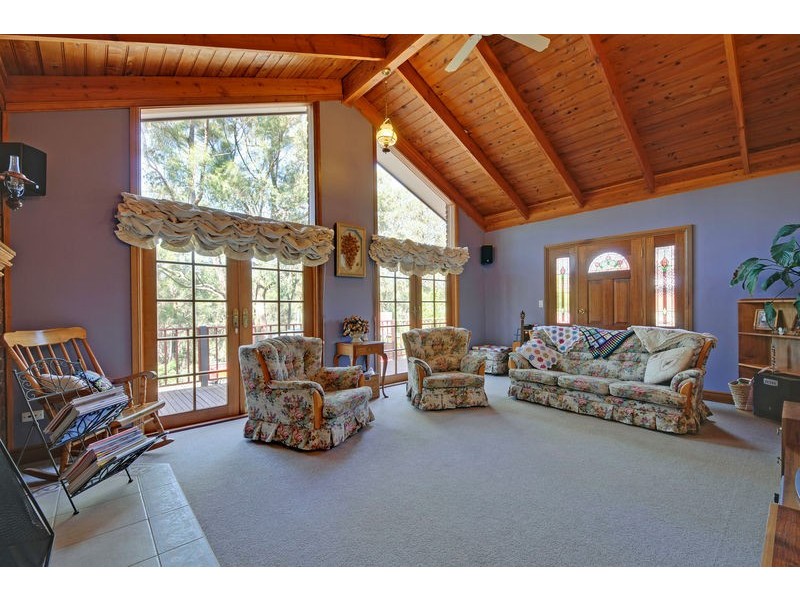 53  Haunted Hills Road, Newborough VIC 3825