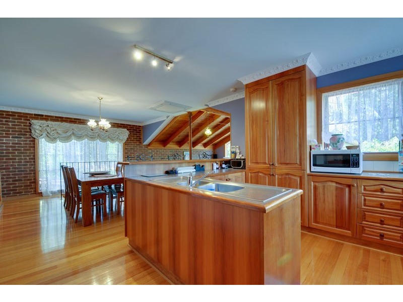 53  Haunted Hills Road, Newborough VIC 3825