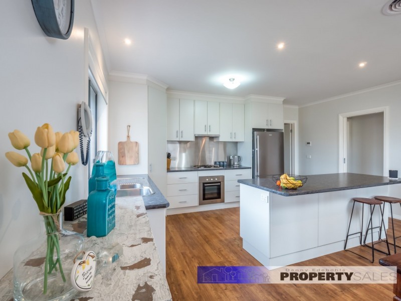 7 Vincent Boulevard, Trafalgar VIC 3824