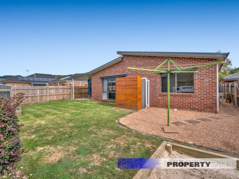 7 Vincent Boulevard, Trafalgar VIC 3824