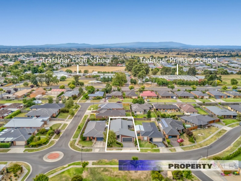 7 Vincent Boulevard, Trafalgar VIC 3824