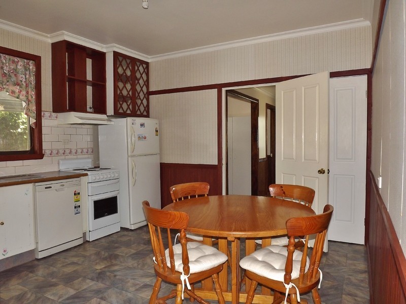 11 Anderson Avenue, Yallourn North VIC 3825