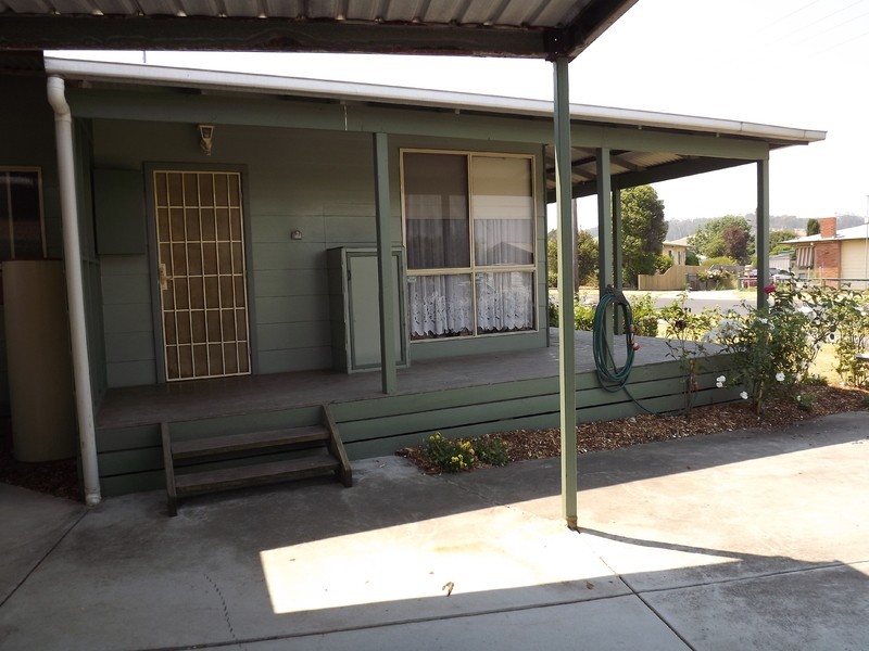 11 Anderson Avenue, Yallourn North VIC 3825