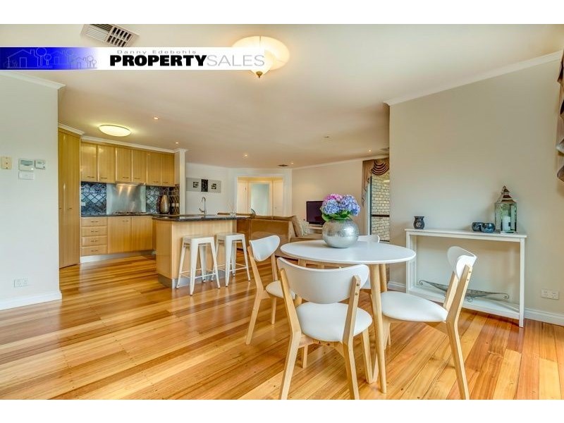 24 Comans Way, Moe VIC 3825