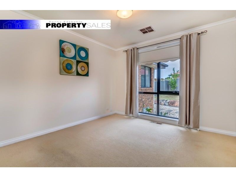 24 Comans Way, Moe VIC 3825