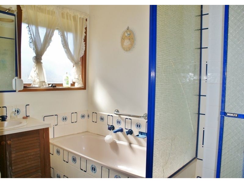 21 Abbott Street, Moe VIC 3825