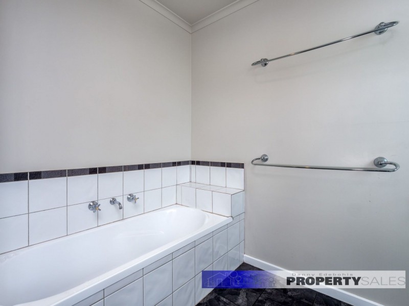 53 Darlimurla Avenue, Newborough VIC 3825