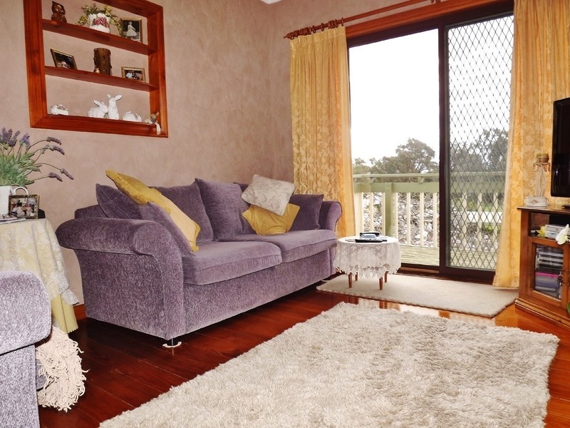 9  Avon Court, Newborough VIC 3825