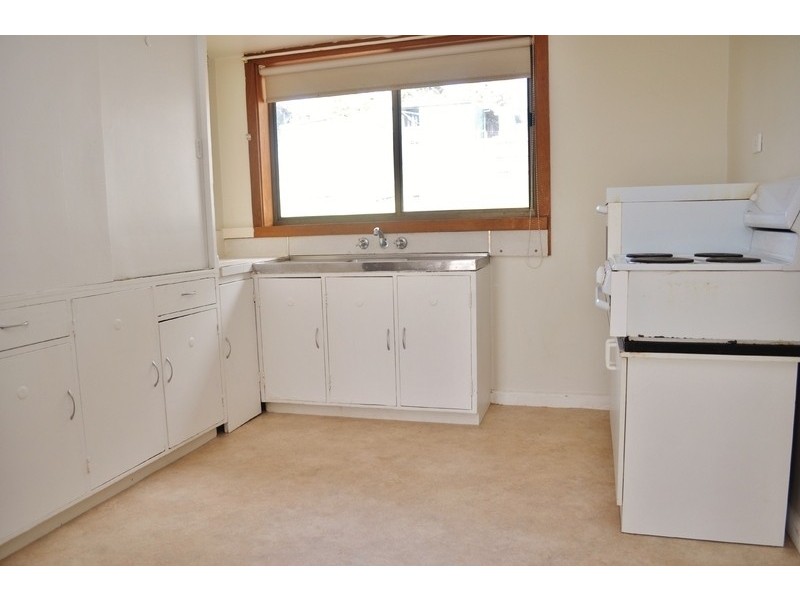 6 Low Road, Yallourn North VIC 3825