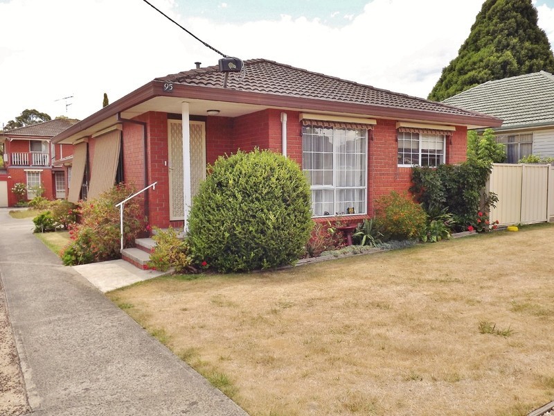 1/95 Monash Road, Newborough VIC 3825