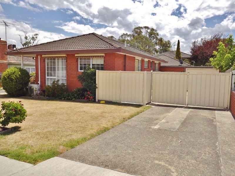 1/95 Monash Road, Newborough VIC 3825