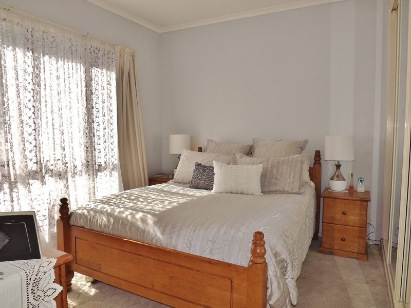 6 Belvedere Court, Newborough VIC 3825