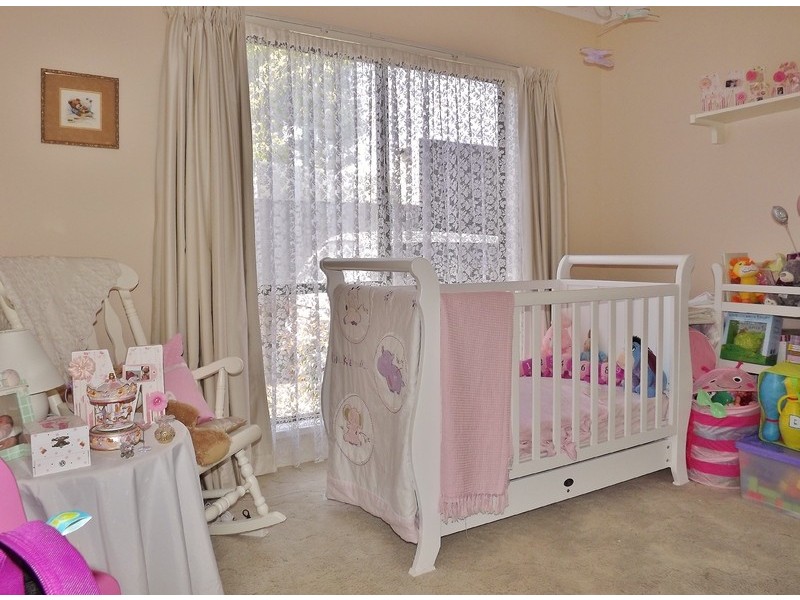 6 Belvedere Court, Newborough VIC 3825