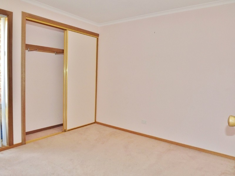 13 Dinwoodie Drive, Newborough VIC 3825