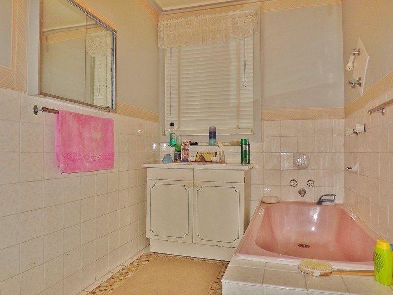 249 Old Sale Road, Newborough VIC 3825