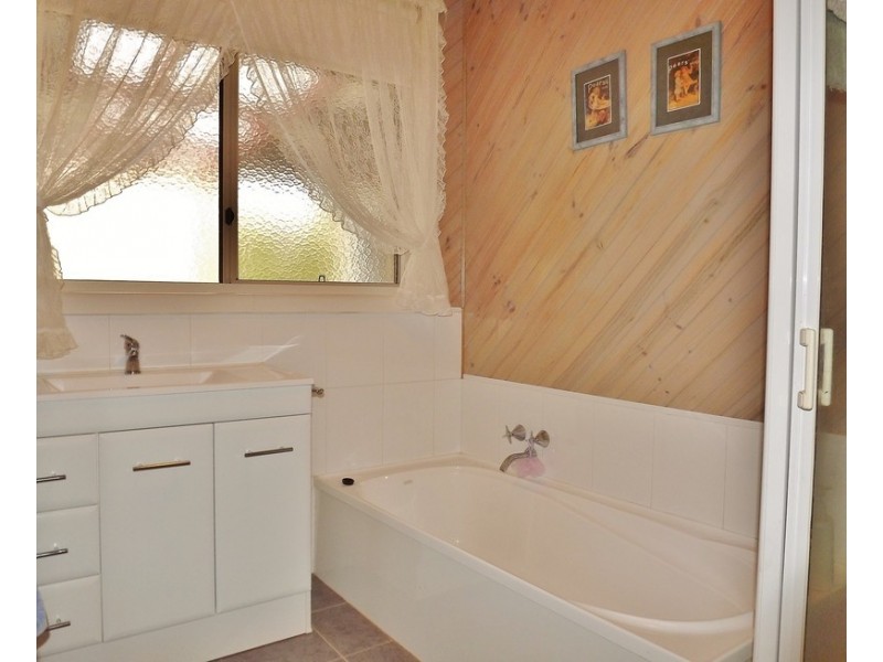 19 Tovell Street, Newborough VIC 3825