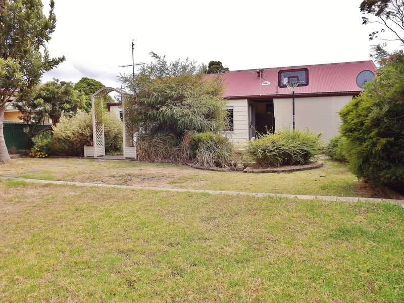 19 Tovell Street, Newborough VIC 3825